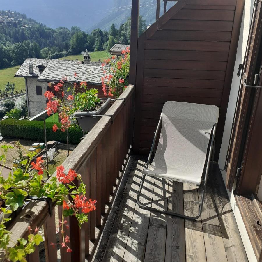 Hotel Ottoz Meuble กูร์มาเยอร์ ภายนอก รูปภาพ
